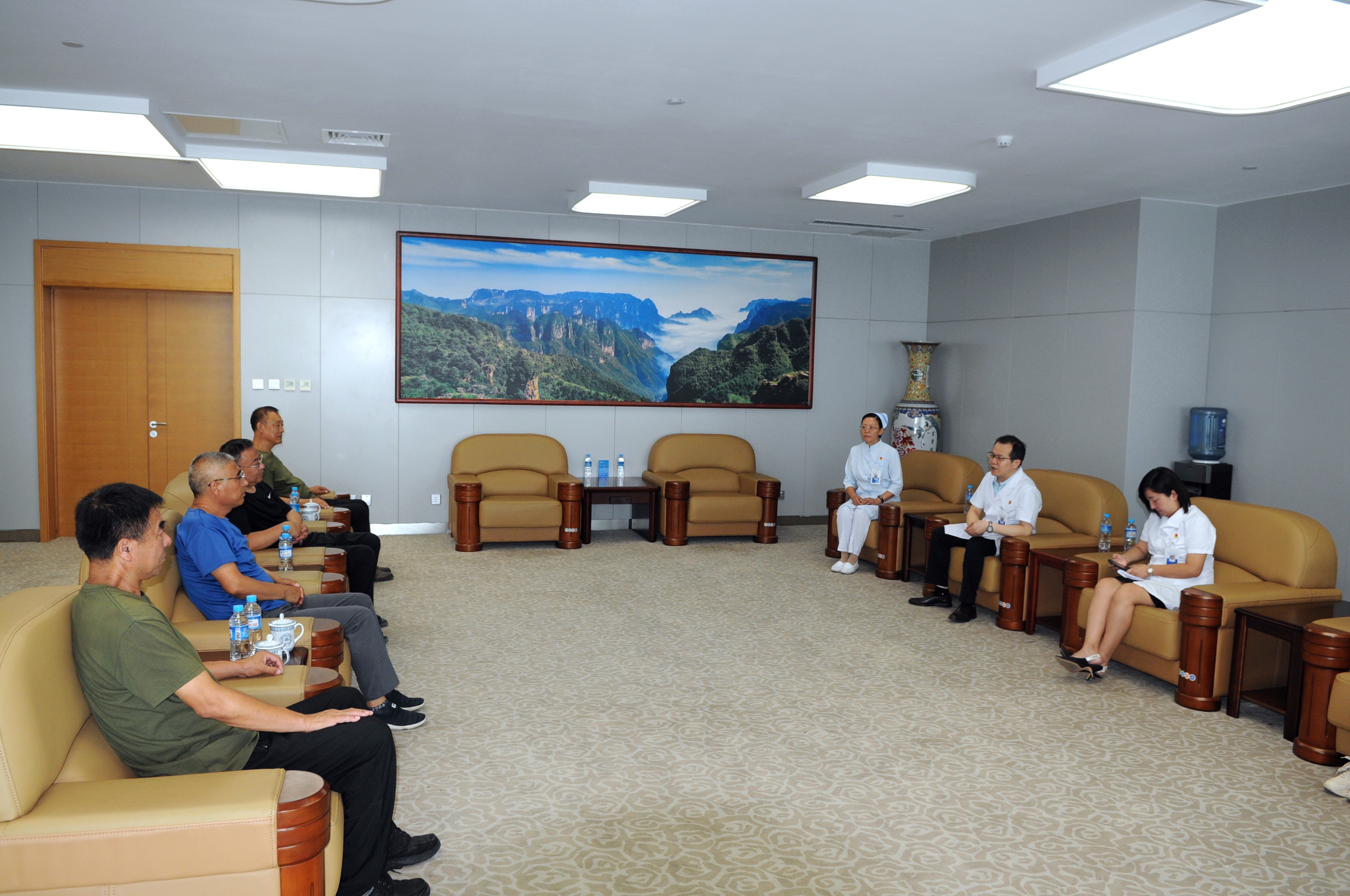 ZJG_6149.JPG ZJG_6149.JPG