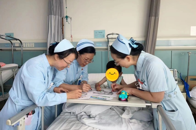 護(hù)士陪娃 打碼_副本.jpg 護(hù)士陪娃 打碼_副本.jpg