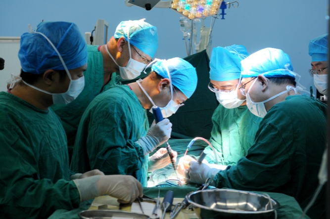 0923藏娃手術(shù)照片 (3)_副本.jpg 0923藏娃手術(shù)照片 (3)_副本.jpg