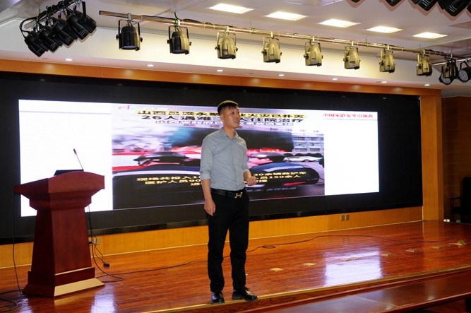 ZJG_9784.jpg ZJG_9784.jpg