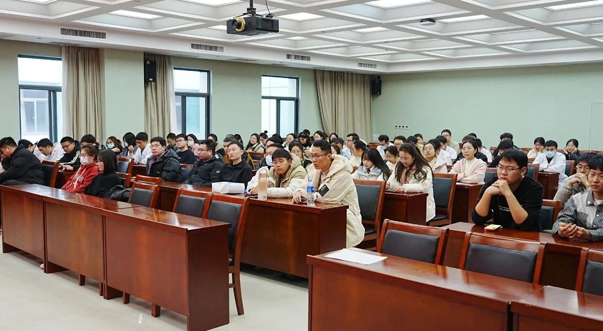 思政三期4.jpg 思政三期4.jpg